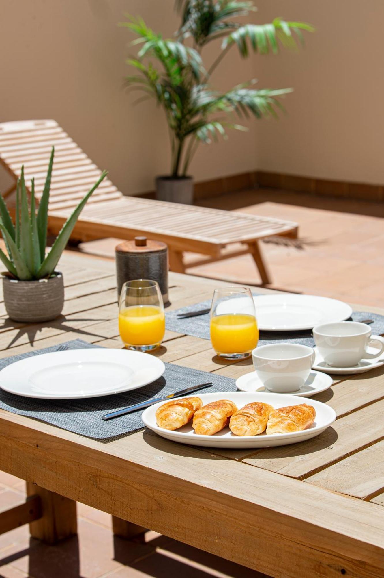 The Orbit Apartments Barcelona Ngoại thất bức ảnh